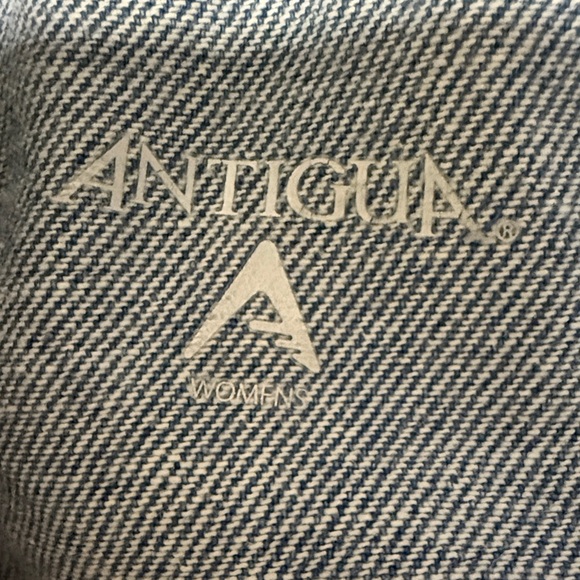 Antigua San Francisco Giants Denim Jacket with Gray Sleeves and Hood - Picture 3 of 9